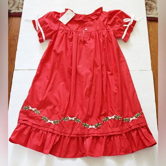 New Boutique Bow Red NightgownSize 9